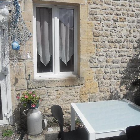 Gites De Mer Port-en-Bessin-Huppain Exterior photo