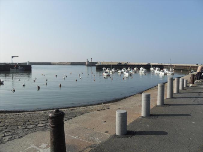 Gites De Mer Port-en-Bessin-Huppain Room photo