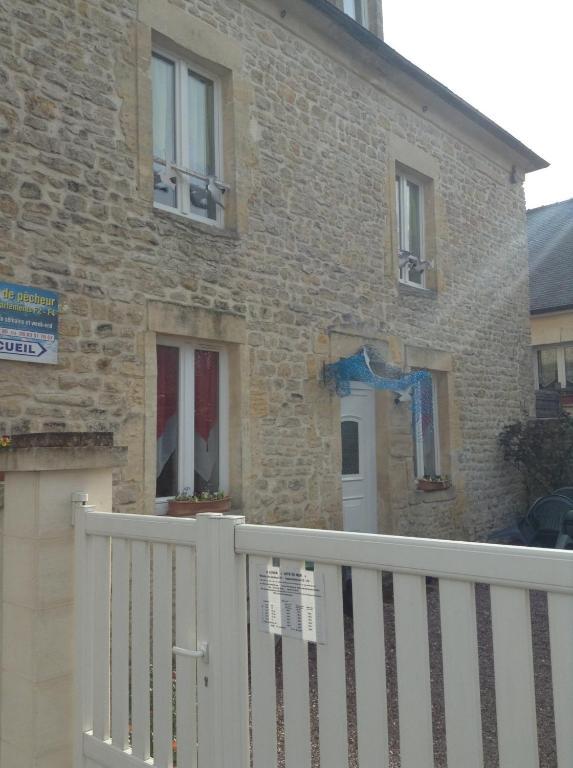 Gites De Mer Port-en-Bessin-Huppain Exterior photo